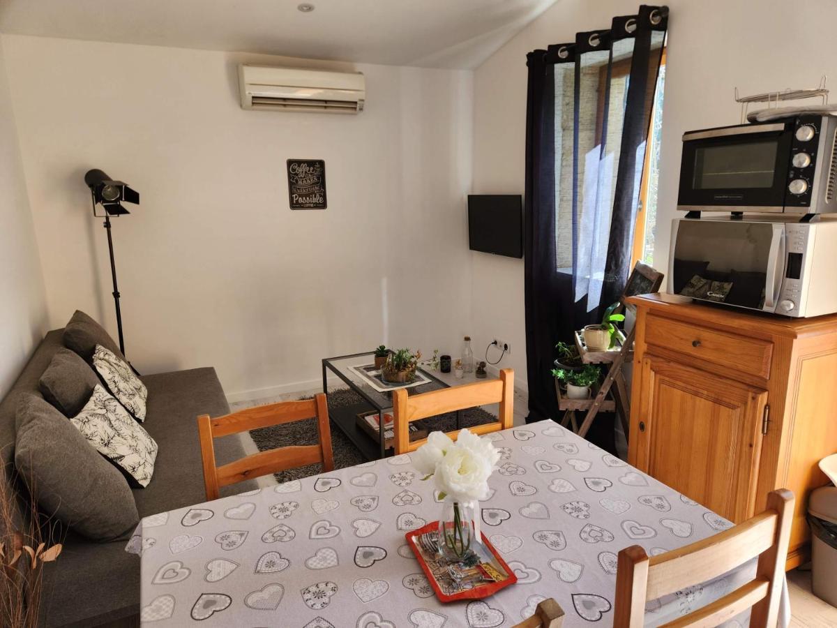 Chemin De La Carquette Daire Meynes Dış mekan fotoğraf